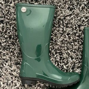 UGG Rainboots